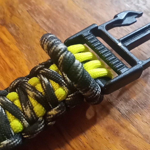 Custom Paracord Dog Collar 14 inches - Picture 5 of 5